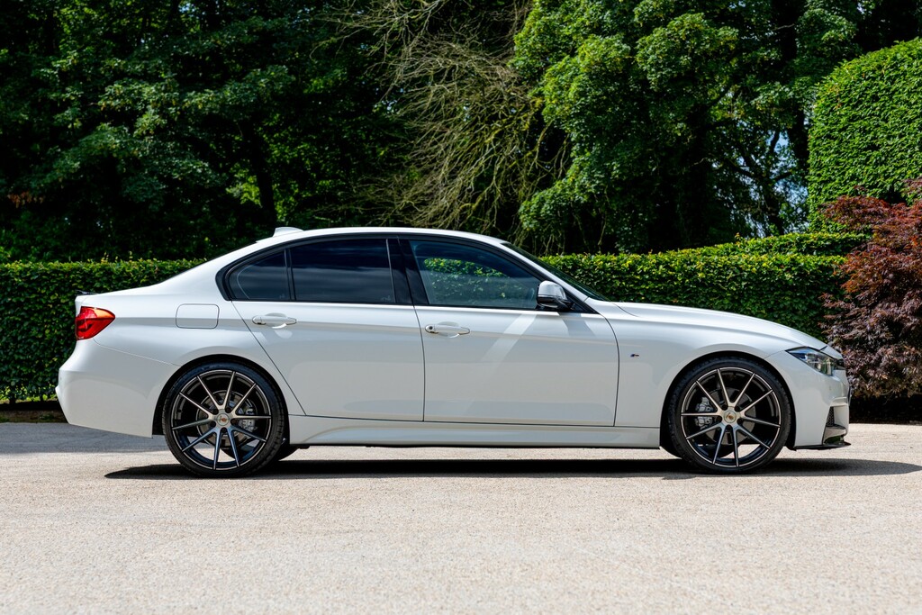 BMW 3 Series Saloon 2.0 320D M Sport Saloon 2018 VU18EEZ White #3