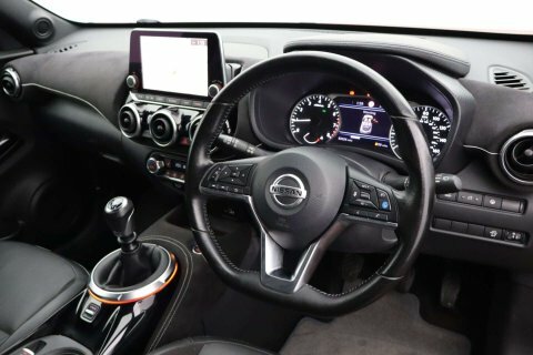 Nissan Juke 1.0 Juke Tekna EJ69ZYW Red #2