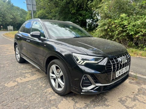Audi Q3 1.5 Q3 S Black