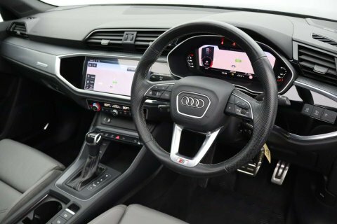 Audi Q3 1.5 Q3 S LM70JYE Black #2