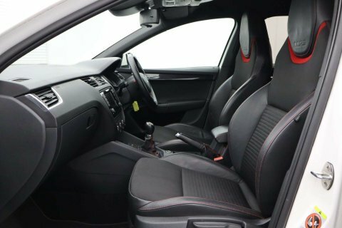 Skoda Octavia 1.6 Tdi Cr Elegance Dsg 5-Door Estate Grey #11