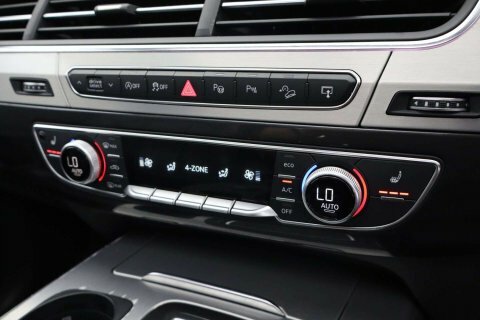 Audi Q7 3.0 Q7 S White #4