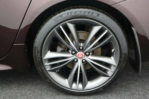 Jaguar XJR Hatchback Red #68