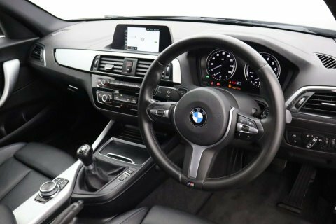 BMW 1 Series 1.5 118I M HJ68NEU Black #2