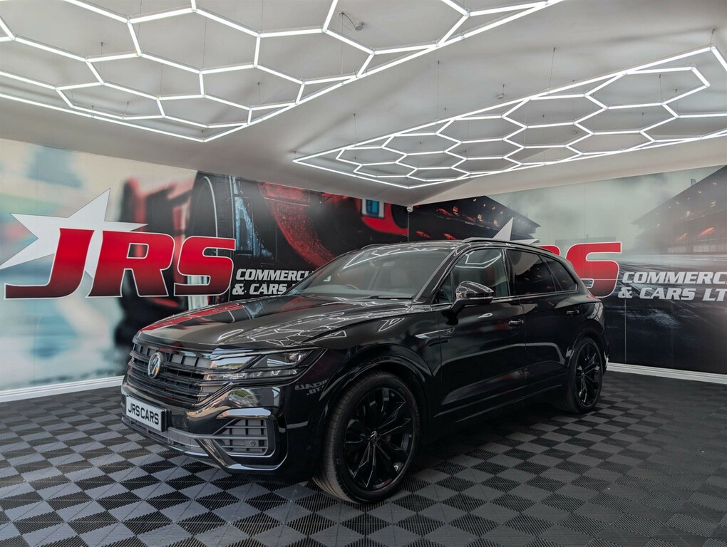 Volkswagen Touareg V6 Black Edition Tdi 4Wd DA23UHF #3