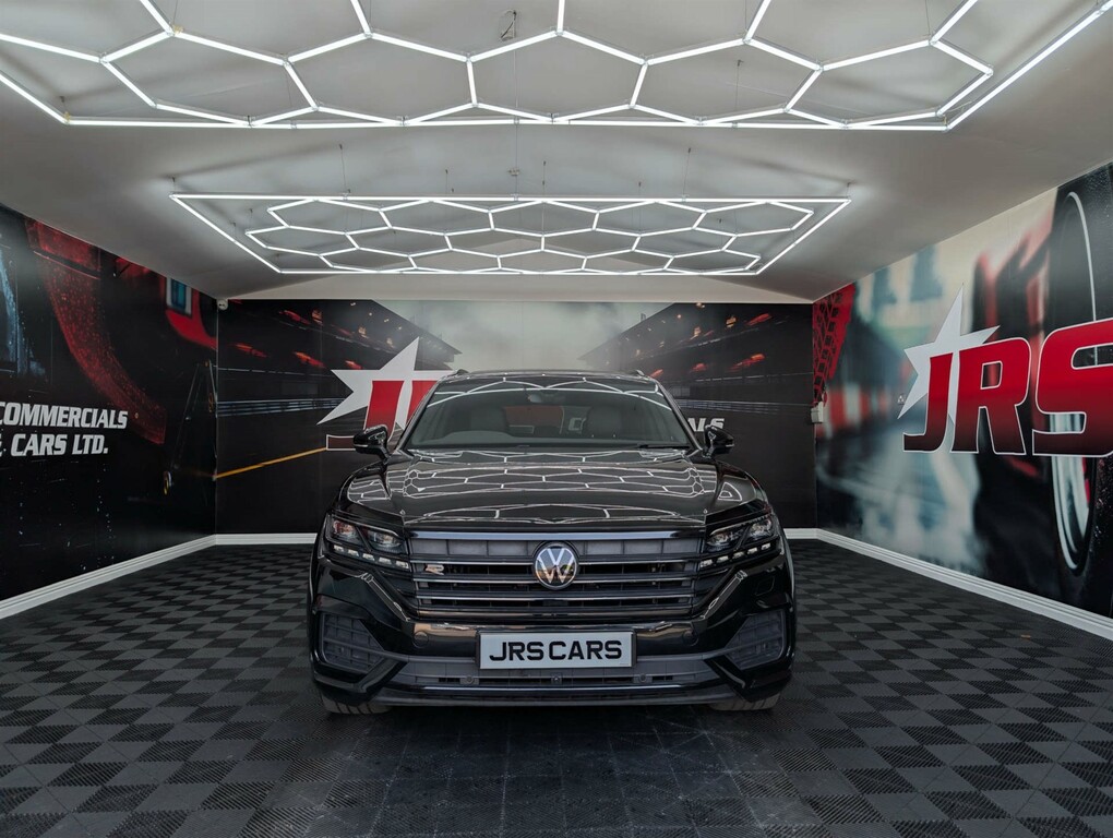 Volkswagen Touareg V6 Black Edition Tdi 4Wd DA23UHF #2