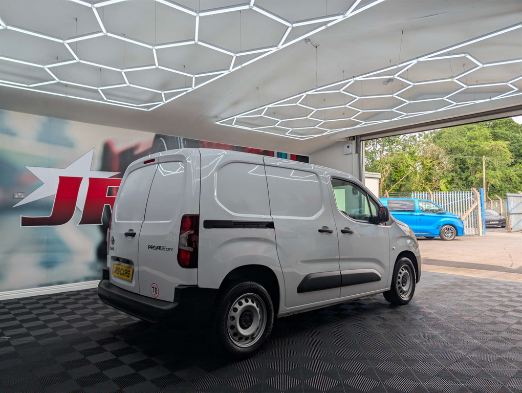 Toyota Proace City City Active #6