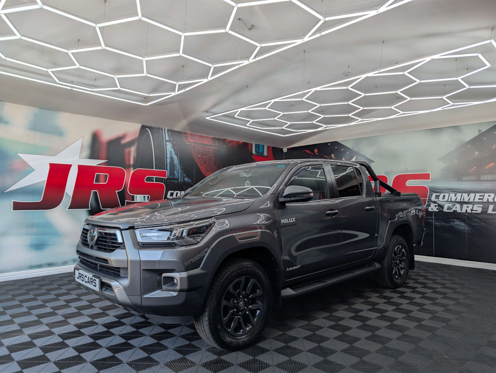 Toyota HILUX Hi-luxury Invincible X D-4d 4Wd Double Cab 4W SL23EHP #3