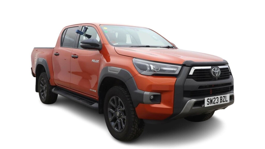 Toyota HILUX Hi-luxury Invincible X D-4d 4Wd Double Cab 4W