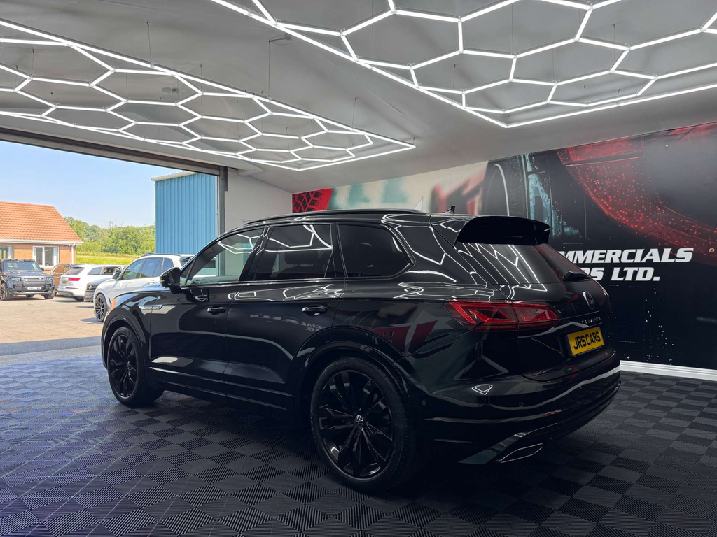 Volkswagen Touareg V6 Black Edition Tdi 4Wd DA23XSR  #4