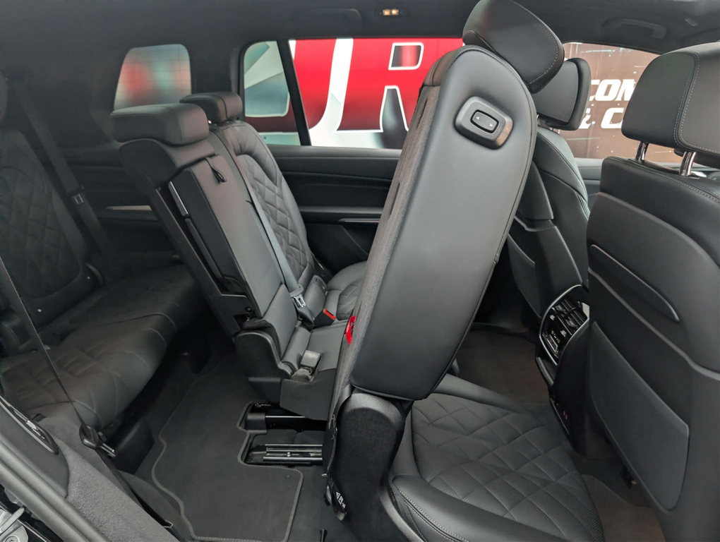BMW X7 Xdrive M60i Step Ultimate Pack Black #20