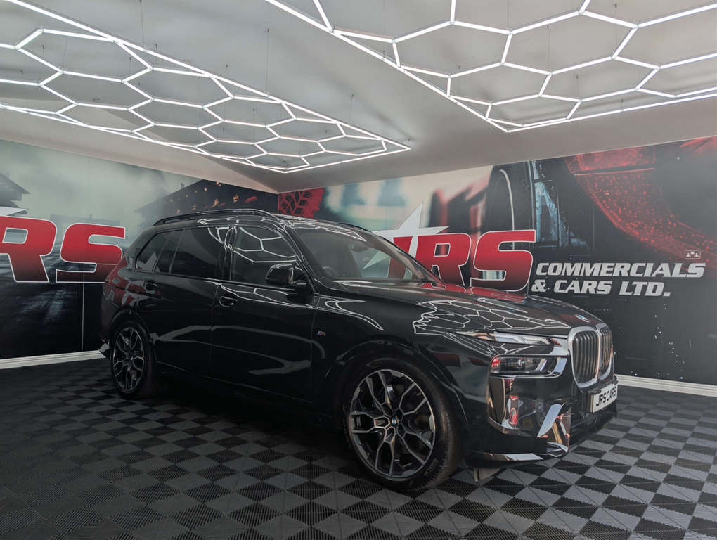 BMW X7 Xdrive M60i Step Ultimate Pack Black #10