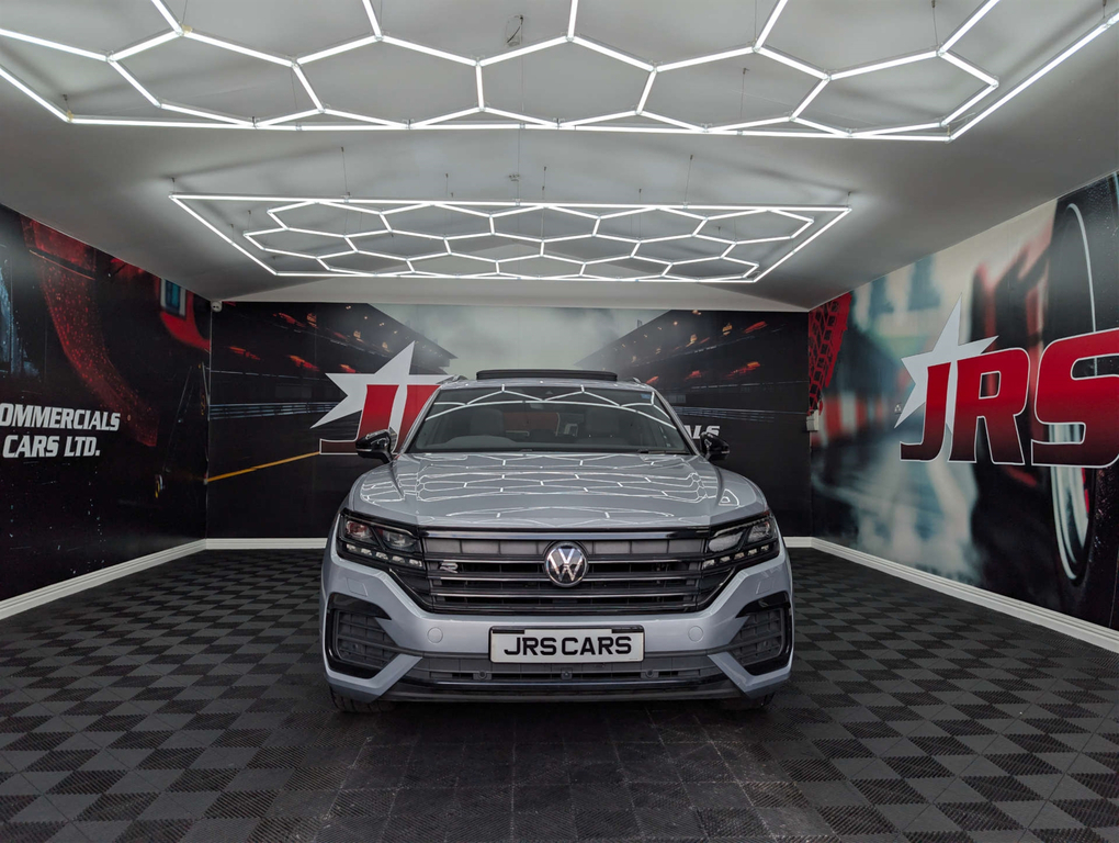 Volkswagen Touareg V6 Black Edition Tdi 4Wd YD22JBE Silver #2