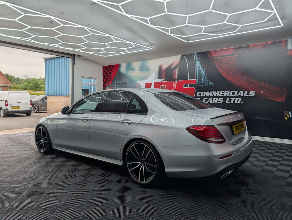 Mercedes-Benz E Class Amg Line  #3