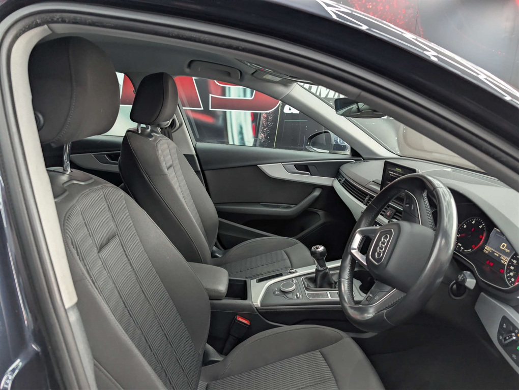 Audi A4 Se Ultra Tdi  #6
