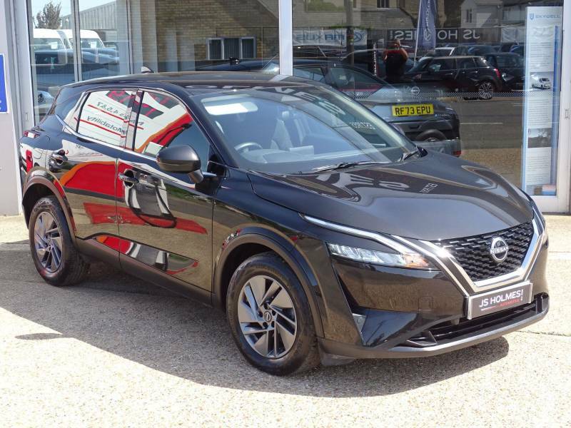 Nissan Qashqai 1.3 Dig-t Mh Acenta Premium - 2022 72 DN72CVU Black #4