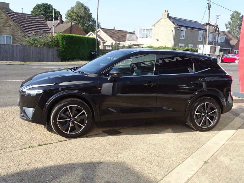 Nissan Qashqai 1.3 Dig-t Mh 158 Tekna Xtronic - 2022 72 OY72NDK Black #4