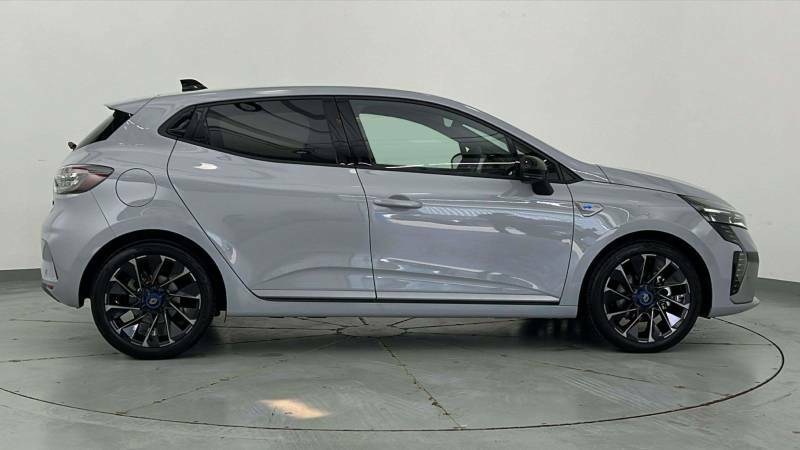 Renault Clio 1.6 E-tech Full Hybrid 145 Esprit Alpine Grey #2