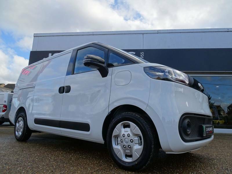 Maxus eDeliver 5 120Kw H1 Van 64Kwh - 2026 26  #3