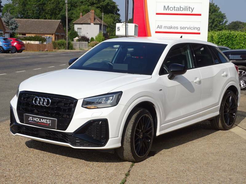 Audi Q2 35 Tfsi Black Edition - 2021 71 MV71YZH White #3