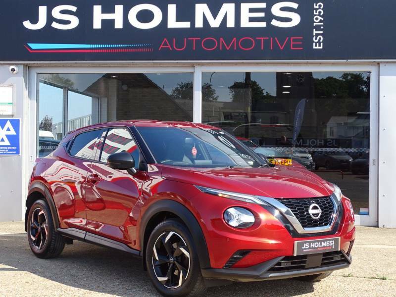 Nissan Juke 1.0 Dig-t 114 N-connecta - 2022 72 Red