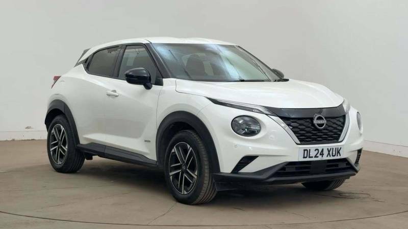 Nissan Juke 1.6 Hybrid N-connecta White