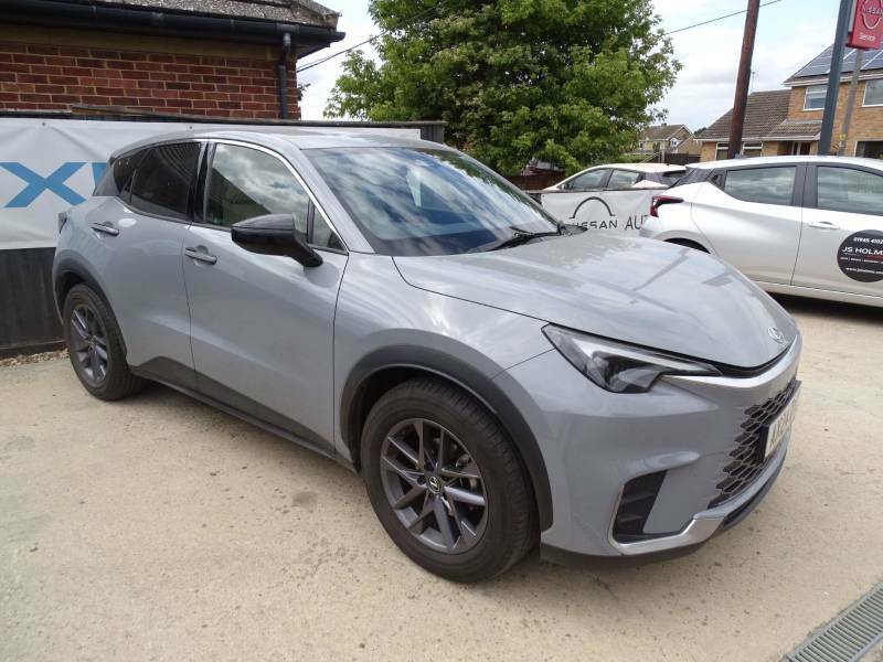Lexus LBX 1.5 Premium E-cvt Grey