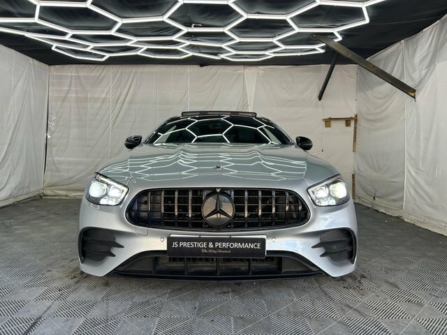 Mercedes-Benz E Class 2.0 E220d Amg Line Night Edition Premium Plus Co RE70FYC Black #2