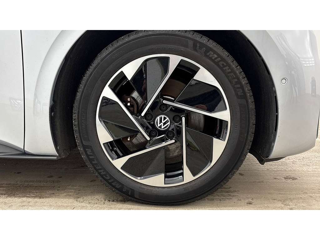 Volkswagen ID.3 Pro Performance 58Kwh Family Hatchback Electri Silver #5