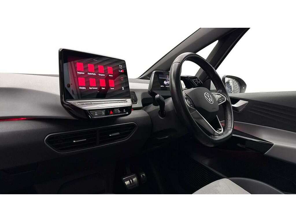 Volkswagen ID.3 Pro Performance 58Kwh Family Hatchback Electri White #2
