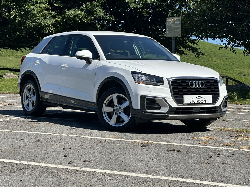 Audi Q2 Suv 1.4 Tfsi Sport Man, White Great White