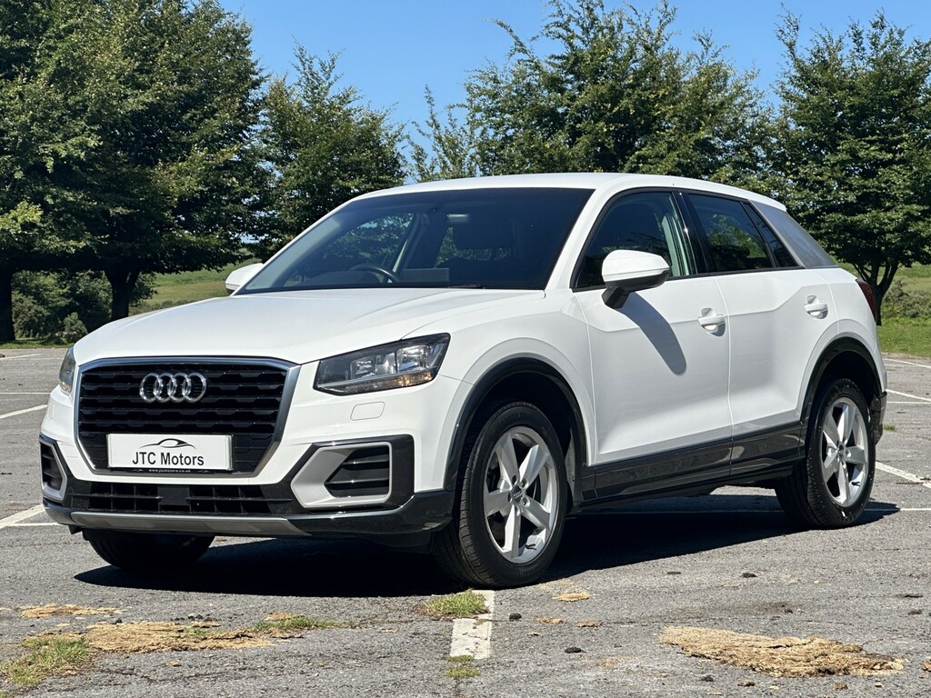 Audi Q2 Suv 1.4 Tfsi Sport Man, White Great RE67LFV White #2