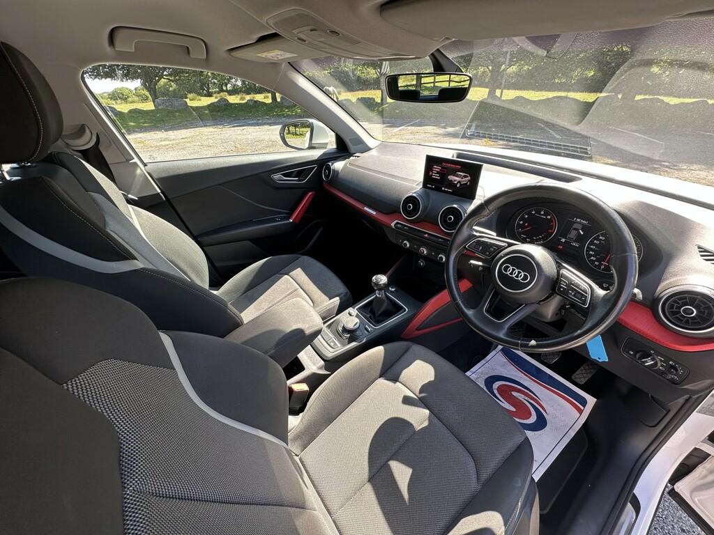 Audi Q2 Suv 1.4 Tfsi Sport Man, White Great RE67LFV White #4