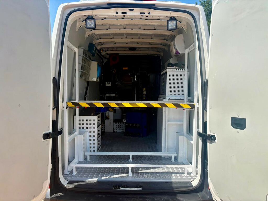 Volkswagen Crafter Cr35 Trendline Business 2.0Tdi Eu6 Lwb Hr 140Ps A White #7