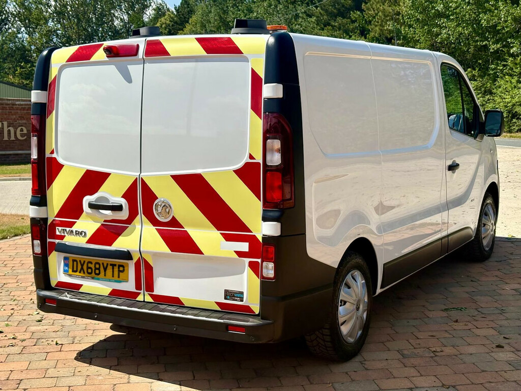 Vauxhall Vivaro Diesel #4