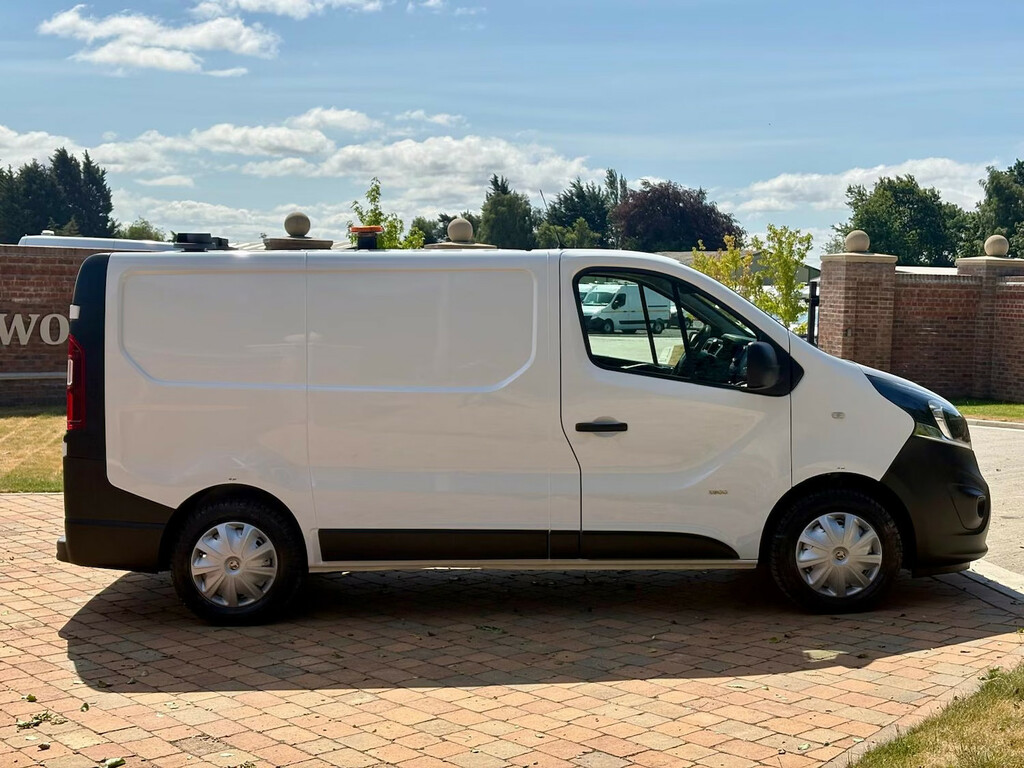 Vauxhall Vivaro Diesel #6
