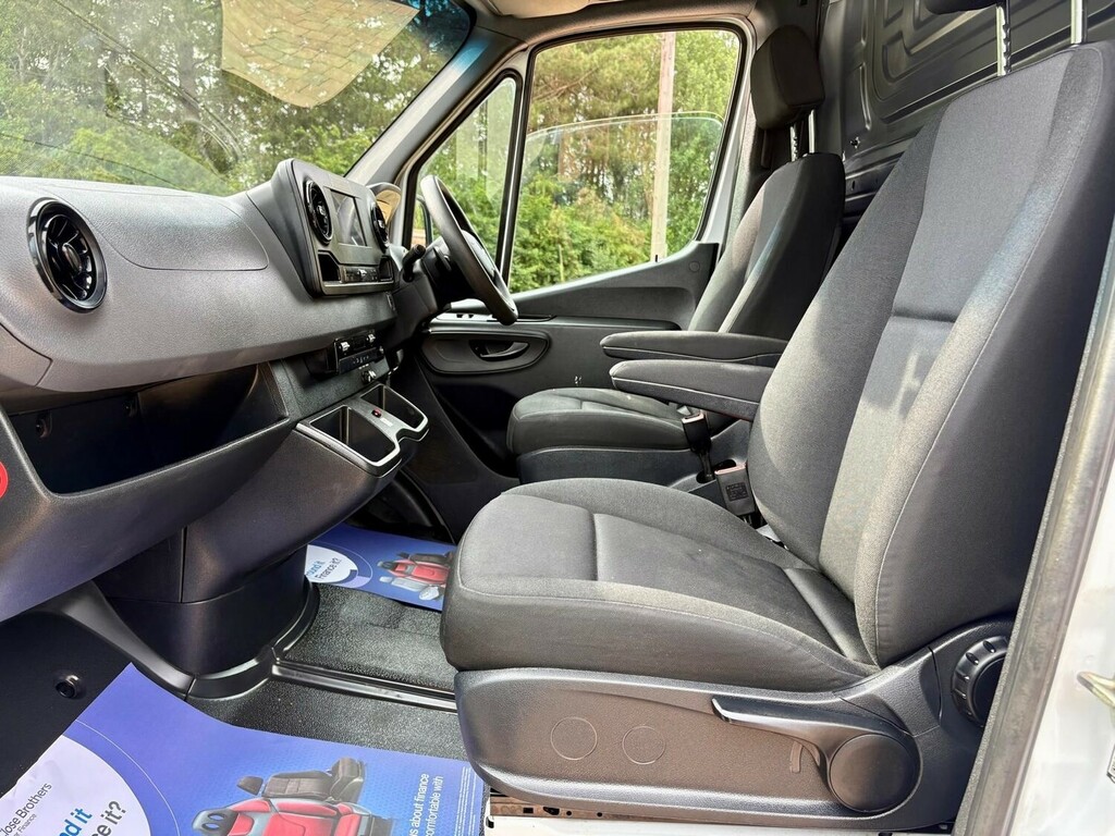 Mercedes-Benz Sprinter Panel Van White #8