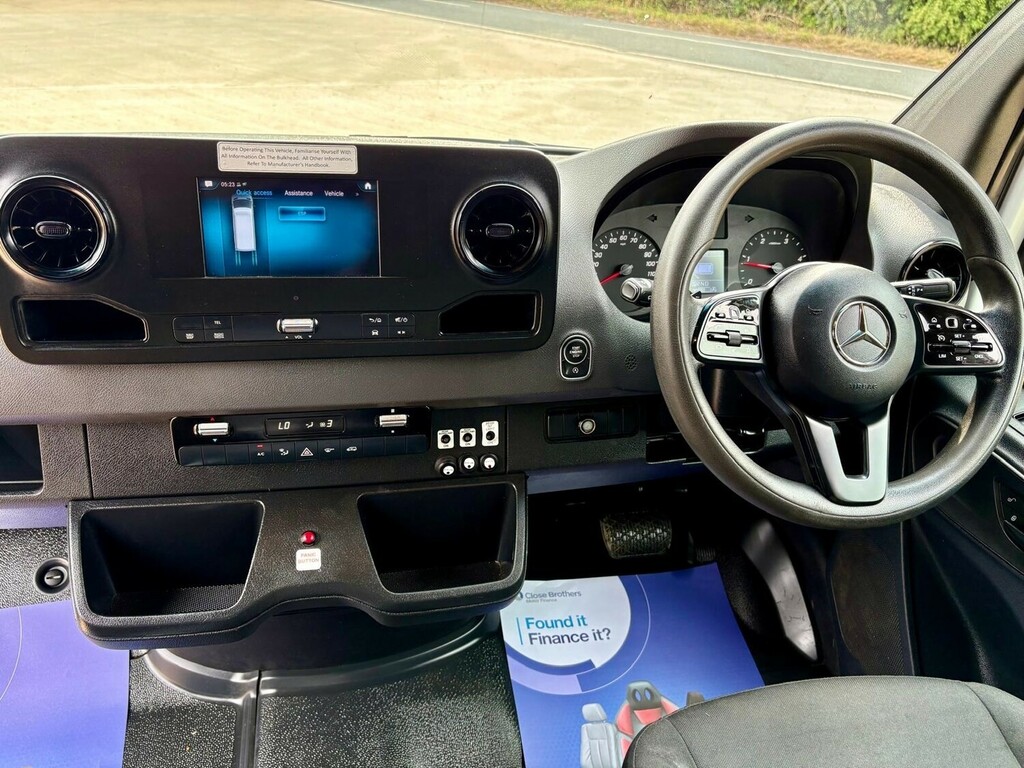 Mercedes-Benz Sprinter Panel Van White #9
