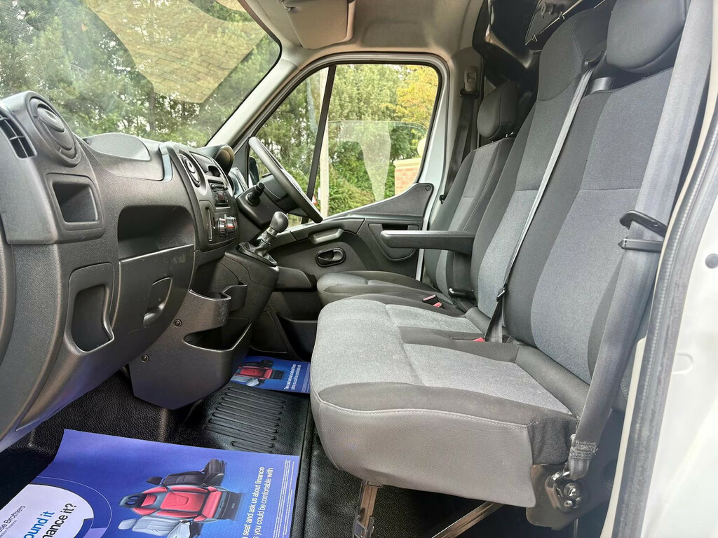 Renault Master Lm35dci 130 Business Medium Roof Van White #12