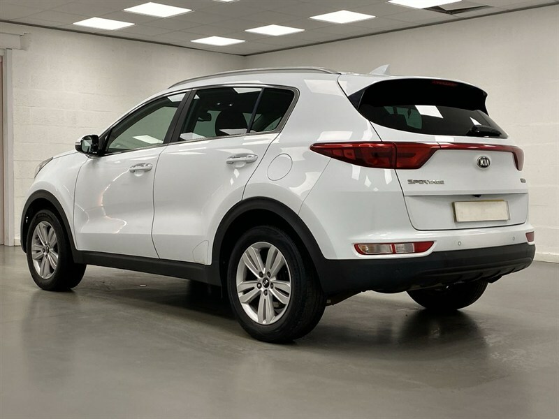 Kia Sportage 1.7 Crdi Isg 2 White #5