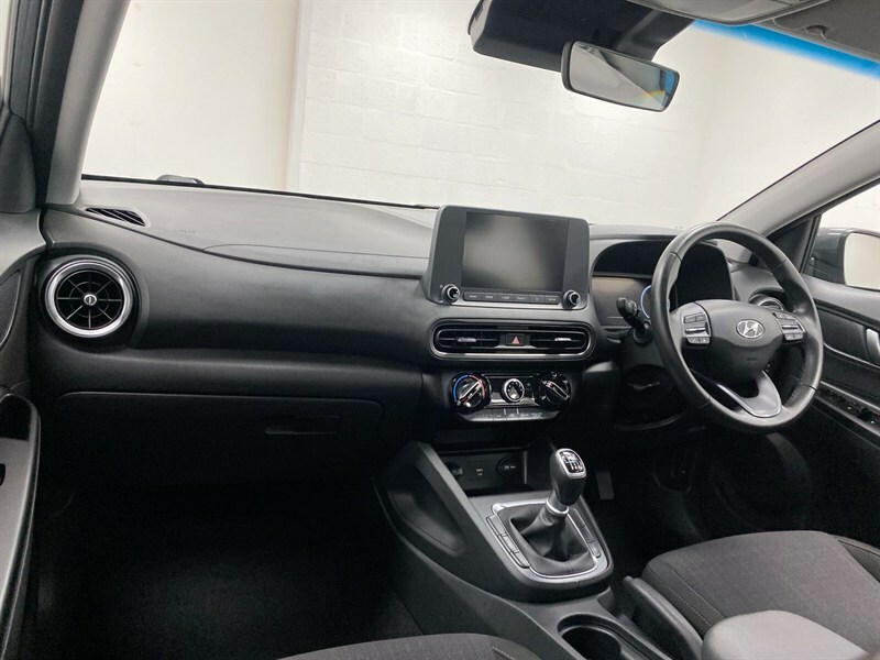 Hyundai Kona 1.0 Tgdi 48V Mhev Se Connect Grey #2