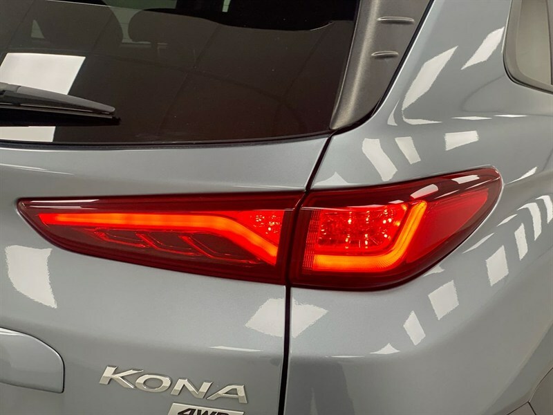 Hyundai Kona 1.6T Gdi Blue Drive Premium Gt 4Wd Dct Silver #2