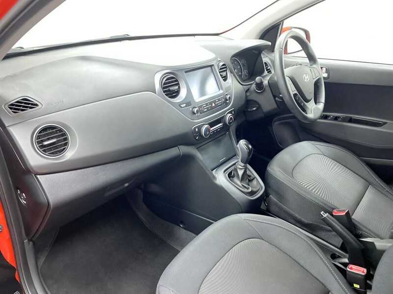 Hyundai I10 1.2 Premium Se KY69SXW Red #4