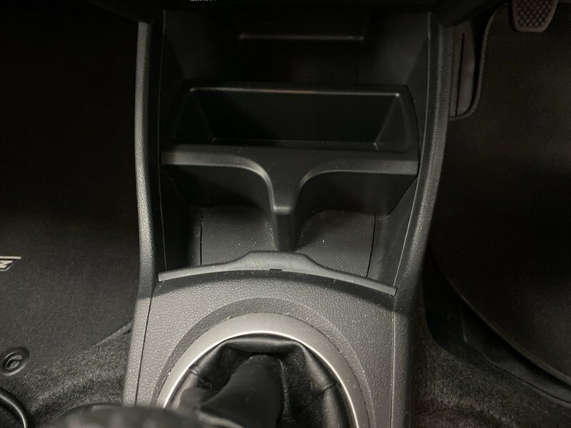 Honda Jazz 1.5 I-vtec Es Plus Hatchback Cvt Euro 5 Black #68