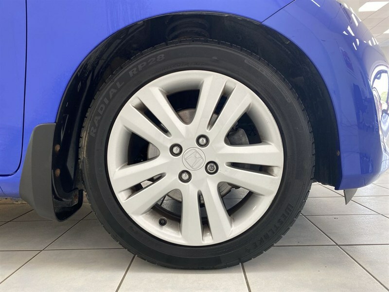 Honda Jazz 1.5 I-vtec Es Plus Hatchback Cvt Euro 5 Black #17