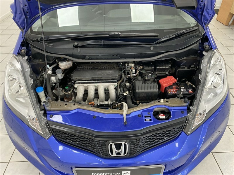 Honda Jazz 1.5 I-vtec Es Plus Hatchback Cvt Euro 5 Black #34