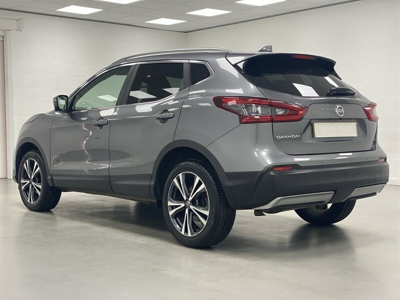 Nissan Qashqai 1.3 Dig-t N-connecta Grey #3