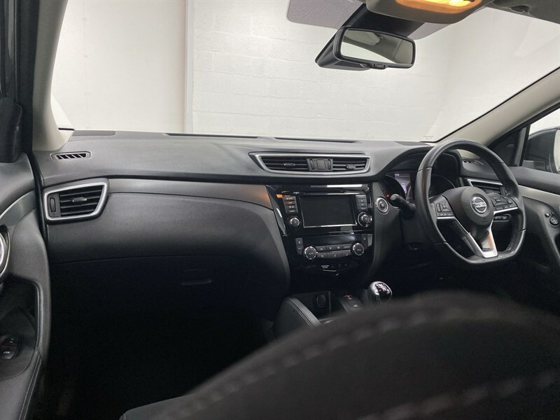 Nissan Qashqai 1.3 Dig-t N-connecta Grey #2