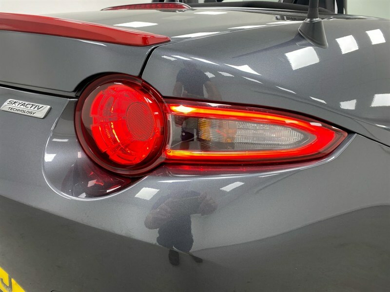 Mazda MX-5 2.0 Sport Recaro Red #22