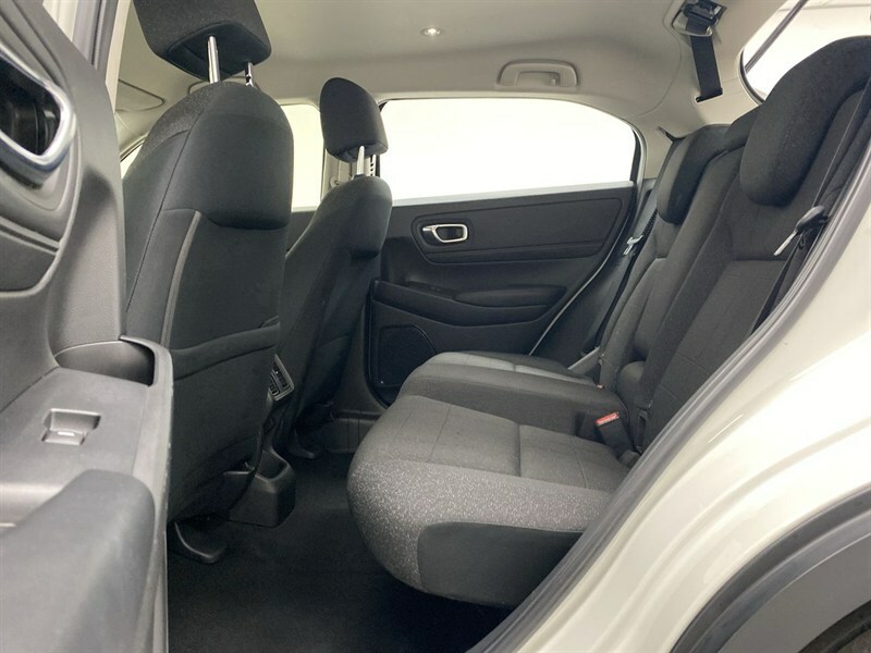 Honda Hr-V Advance White #58